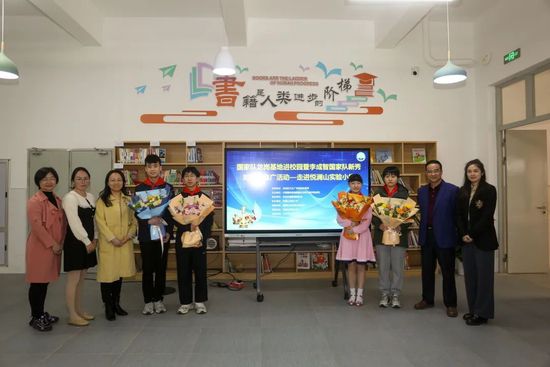 萧常坤没想到，才刚到韩美晴的家里，她就迫不及待的想让自己回家。